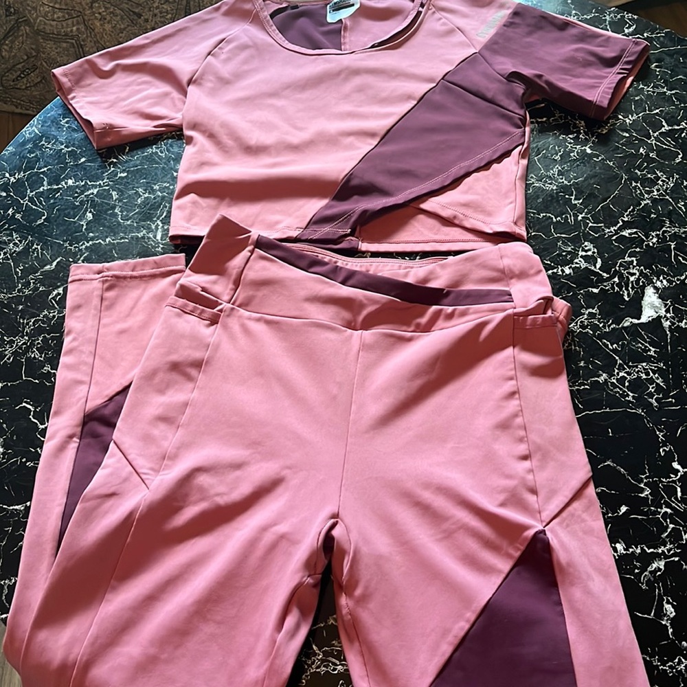 Gymshark top and bottom set